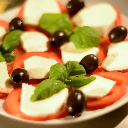 Marienhof Duesseldorf 노이스