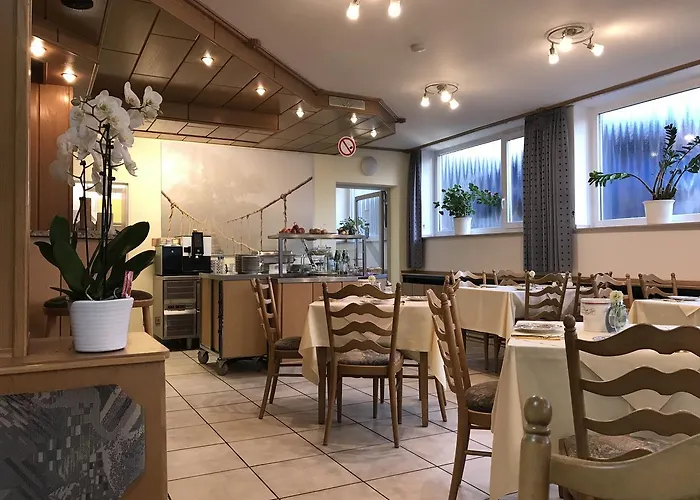 Marienhof Duesseldorf 3*